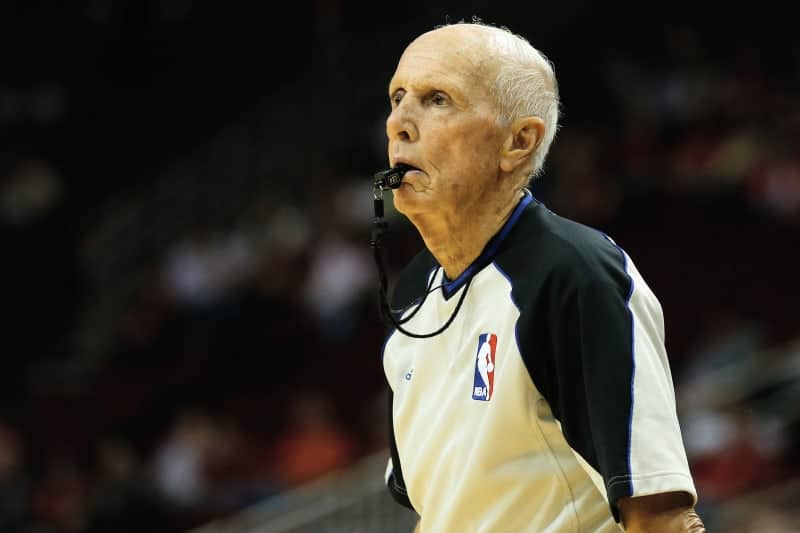 The Unforgettable Journey of Dick Bavetta: From Basketball Courts to Olympic Arenas
