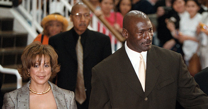 Unveiling Michael Jordan's Spouse: Yvette Prieto's Life and Legacy